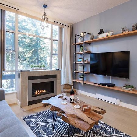 Glacier Lodge Premiere Suite Уистлер Экстерьер фото